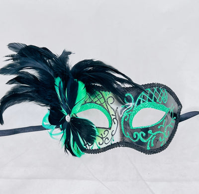 Women's feather mask