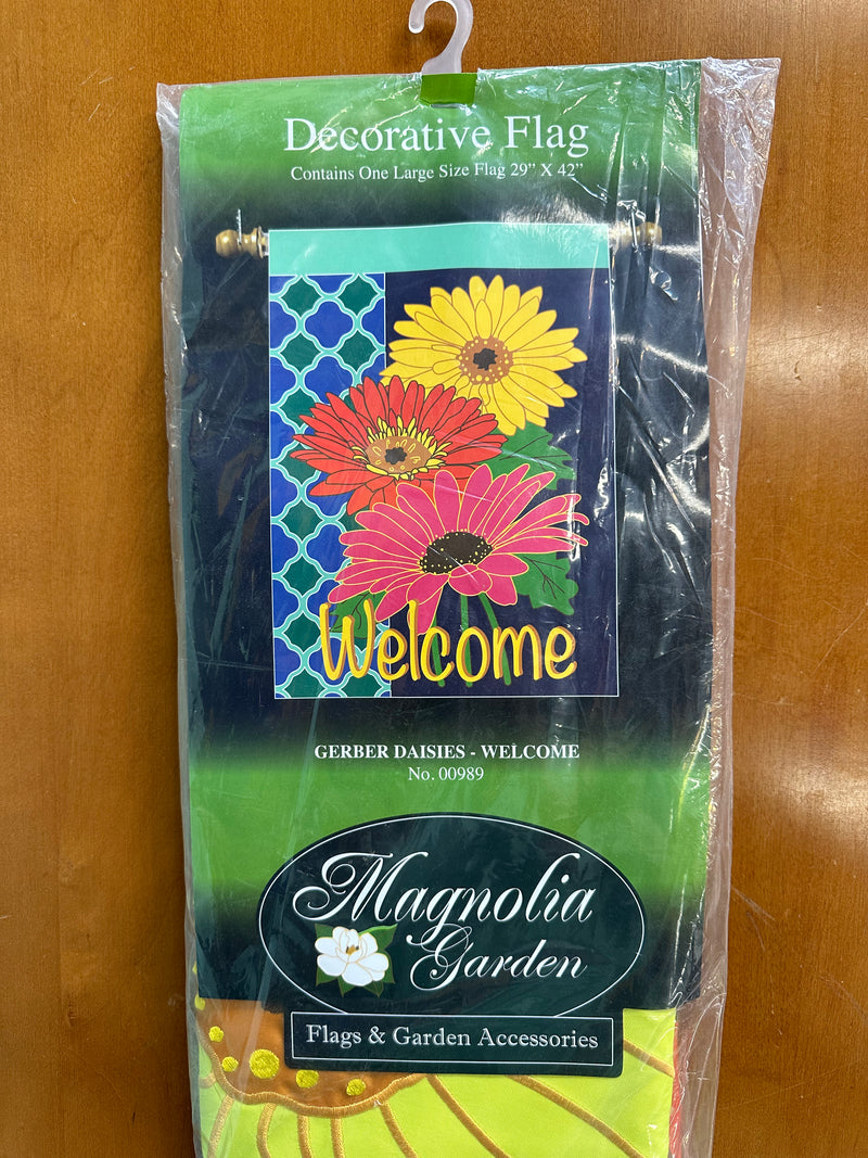 Gerber Daisies Welcome Flag 29” x 42”